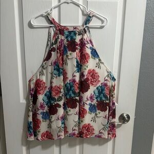 Derek 🩶 Heart Plus Floral Halter Neck Top - Size 3X